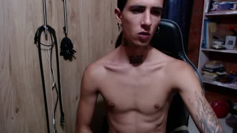 Snapshot of kyleer77 chatting on August 9, 6:57 pm kyleer77 online show from August 9, 6:57 pm