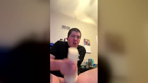 kylevogt2024 online show from March 21, 2:05 am