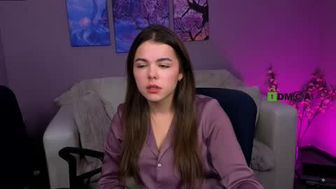 Kylie loves u online show from December 14, 2:39 am