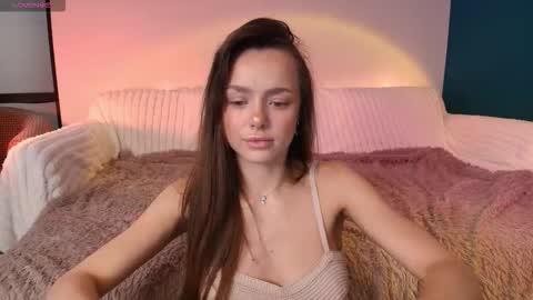 Snapshot of kylie_desire chatting on September 27, 3:22 am Kylie online show from September 27, 3:22 am