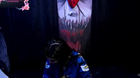 Snapshot of kylie_foxx1 chatting on September 30, 10:37 pm submissive demon Please help me to reach 500 thumbs up online show from September 30, 10:37 pm