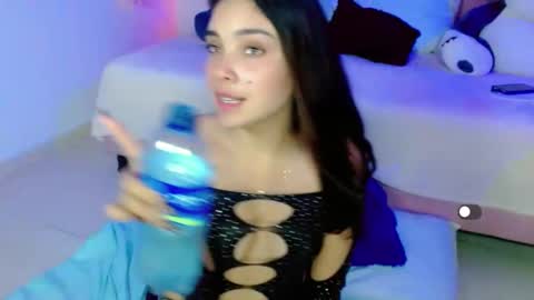 k ylie online show from January 19, 3:39 am