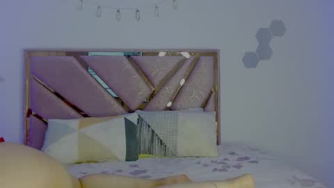 KYLIE online show from April 25, 7:00 pm