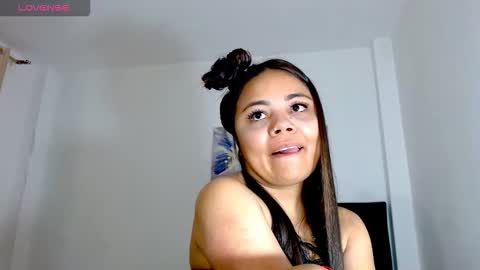 Paola online show from December 3, 2:15 pm