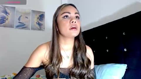 Snapshot of kylie_loveee chatting on March 15, 8:26 pm Paola online show from March 15, 8:26 pm