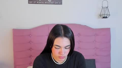 kylie_ls online show from September 23, 3:20 am