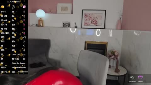 Snapshot of kylie_mellow chatting on January 25, 9:26 am Kylie online show from January 25, 9:26 am