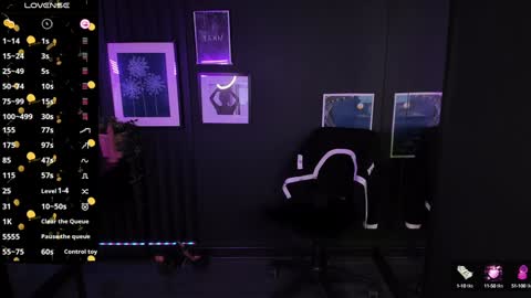 Snapshot of kylie_mellow chatting on February 5, 11:23 am Kylie online show from February 5, 11:23 am