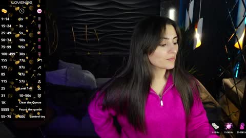 Snapshot of kylie_mellow chatting on February 7, 9:58 am Kylie online show from February 7, 9:58 am