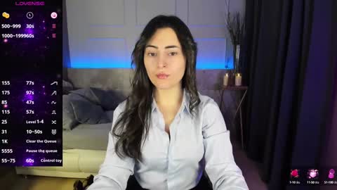 Snapshot of kylie_mellow chatting on February 16, 5:26 am Kylie online show from February 16, 5:26 am