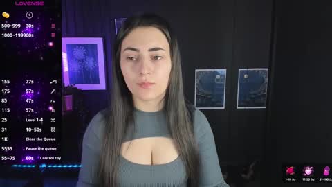 Snapshot of kylie_mellow chatting on February 22, 5:44 am Kylie online show from February 22, 5:44 am