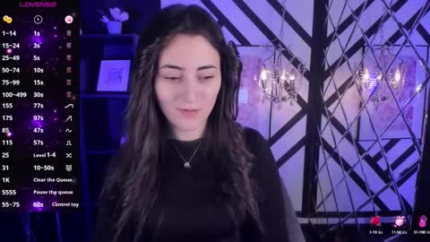 Snapshot of kylie_mellow chatting on March 5, 5:40 am Kylie online show from March 5, 5:40 am