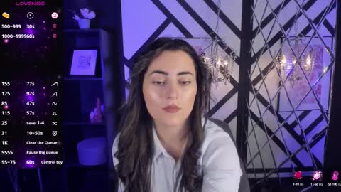 Snapshot of kylie_mellow chatting on March 5, 12:22 pm Kylie online show from March 5, 12:22 pm