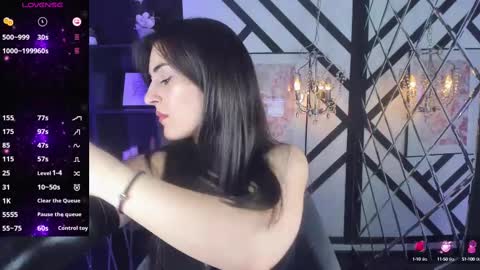 Snapshot of kylie_mellow chatting on March 12, 6:29 am Kylie online show from March 12, 6:29 am