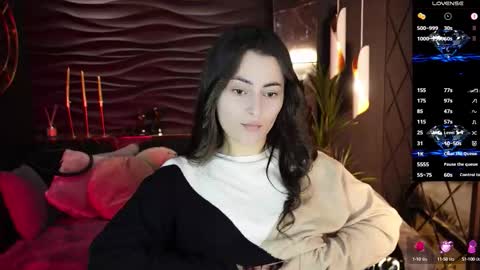 Snapshot of kylie_mellow chatting on September 27, 5:34 am Kylie online show from September 27, 5:34 am