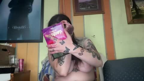 kylie_star30 online show from June 19, 2:38 am
