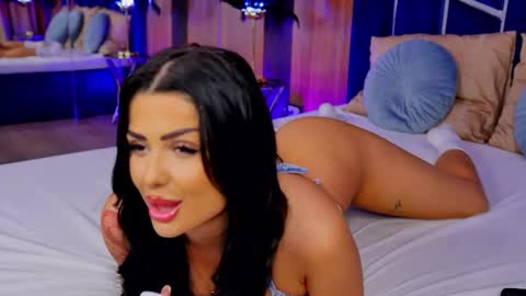 Snapshot of kyliekroftt chatting on November 22, 9:14 pm Jenny online show from November 22, 9:14 pm