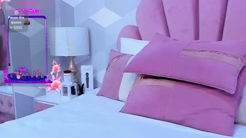 Snapshot of kyliemonnet chatting on January 11, 4:48 am Kylie jl online show from January 11, 4:48 am