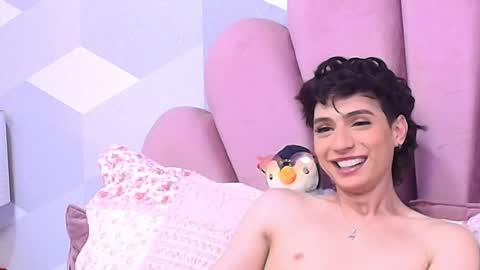 Snapshot of kyliemonnet chatting on September 23, 6:11 pm Kylie jl online show from September 23, 6:11 pm