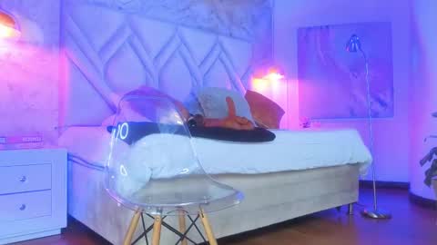 Kyle online show from April 21, 11:16 am