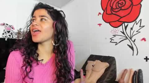 call me kim  online show from November 16, 10:43 am