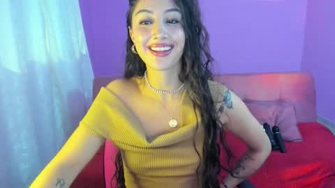 Kym Giraldo online show from October 17, 4:15 am