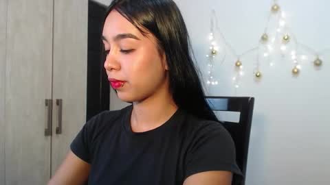 Kyra  online show from January 10, 1:02 pm