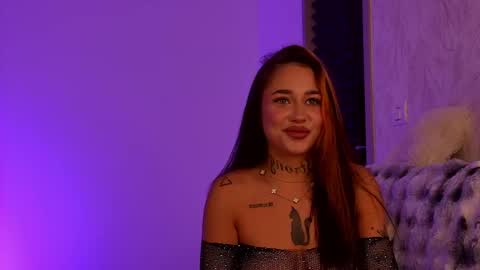 Snapshot of kyradesire chatting on June 4, 3:29 pm kyradesire online show from June 4, 3:29 pm