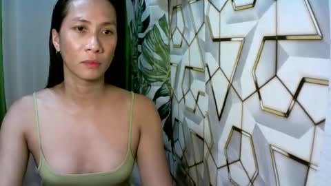 kyutshyne online show from April 18, 8:51 am