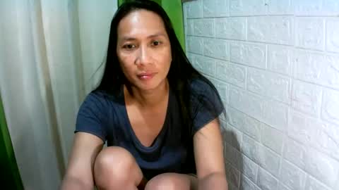 kyutshyne online show from May 30, 9:39 am