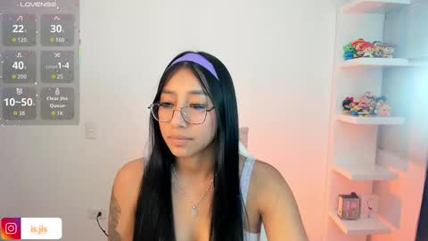 IG  online show from November 4, 1:48 am