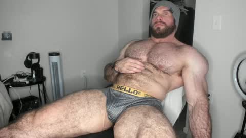 Snapshot of l0v35_2_5p00g3 chatting on December 28, 7:44 am l0v35_2_5p00g3 online show from December 28, 7:44 am