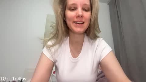 lina online show from April 21, 1:18 am