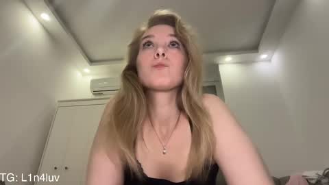 Snapshot of l1n4luv chatting on May 16, 10:08 pm lina online show from May 16, 10:08 pm