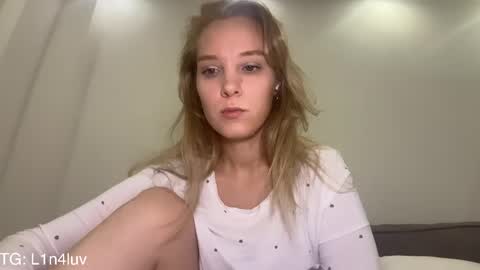 Snapshot of l1n4luv chatting on June 5, 6:24 pm lina online show from June 5, 6:24 pm