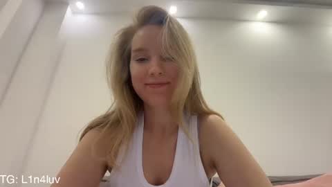 Snapshot of l1n4luv chatting on June 13, 7:01 pm lina online show from June 13, 7:01 pm