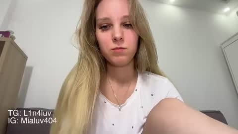 Snapshot of l1n4luv chatting on July 23, 7:23 pm lina online show from July 23, 7:23 pm