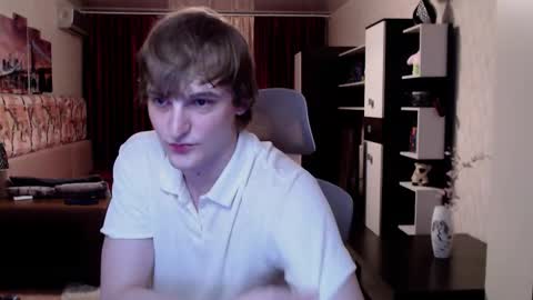 l1onkennedy online show from October 24, 8:49 pm