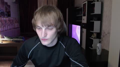 l1onkennedy online show from December 14, 7:29 pm