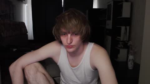 Snapshot of l1onkennedy chatting on May 20, 2:01 pm l1onkennedy online show from May 20, 2:01 pm