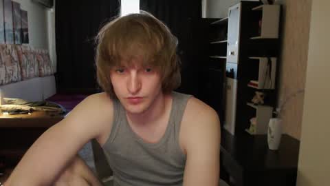 Snapshot of l1onkennedy chatting on June 6, 4:12 pm l1onkennedy online show from June 6, 4:12 pm