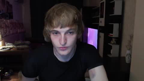 Snapshot of l1onkennedy chatting on June 30, 9:27 pm l1onkennedy online show from June 30, 9:27 pm