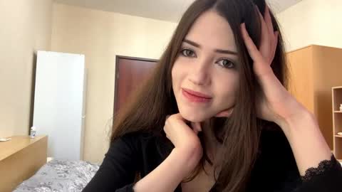 Alice online show from May 25, 3:18 pm