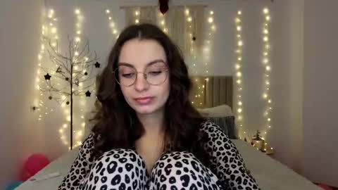 Margo  online show from January 6, 1:48 pm