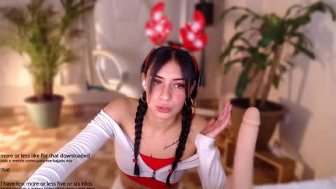 l_e_a online show from December 3, 6:04 am