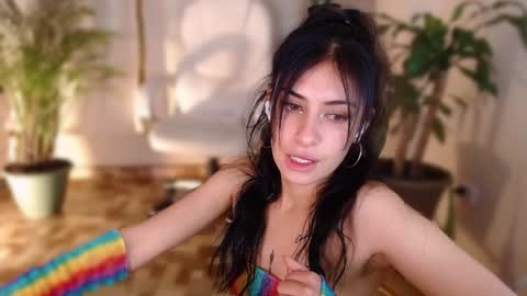 l_e_a online show from December 11, 4:39 am