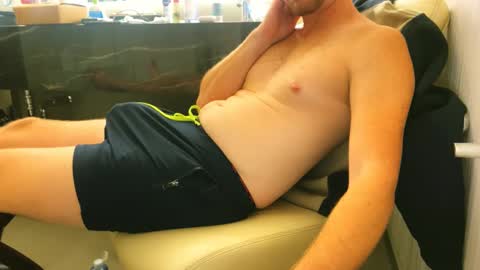 L online show from September 30, 10:20 am