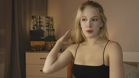 Alice online show from September 21, 3:13 pm