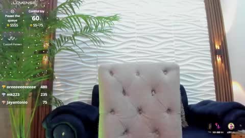 la_indiia online show from March 7, 3:18 pm