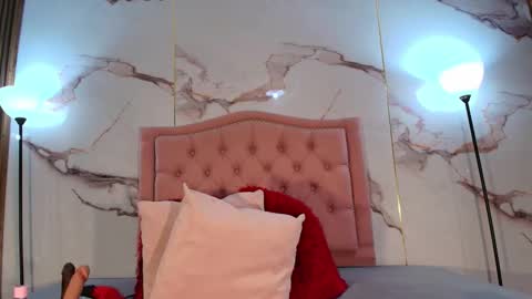 la_indiia online show from February 19, 12:23 pm